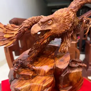 Tượng Đại Bàng Gỗ Sưa Bắc Liền Khối Cao 39cm