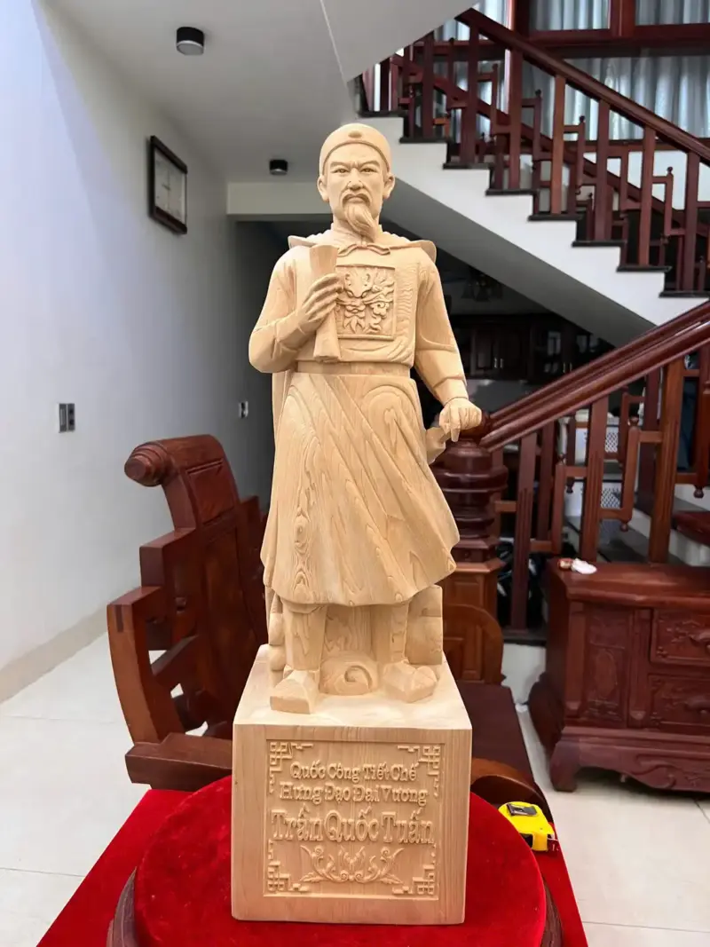 Tượng Trần Quốc Tuấn Gỗ Ngọc Am Mộc Đẹp Có Sơn KT:70x20x19