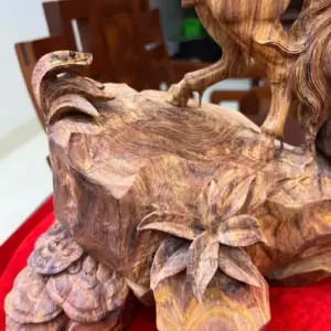 Tượng Nhất Mã Gỗ Sưa Bắc Hàng Kỹ Có Sơn KT:40x37x22